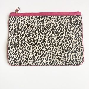BR pouch/clutch